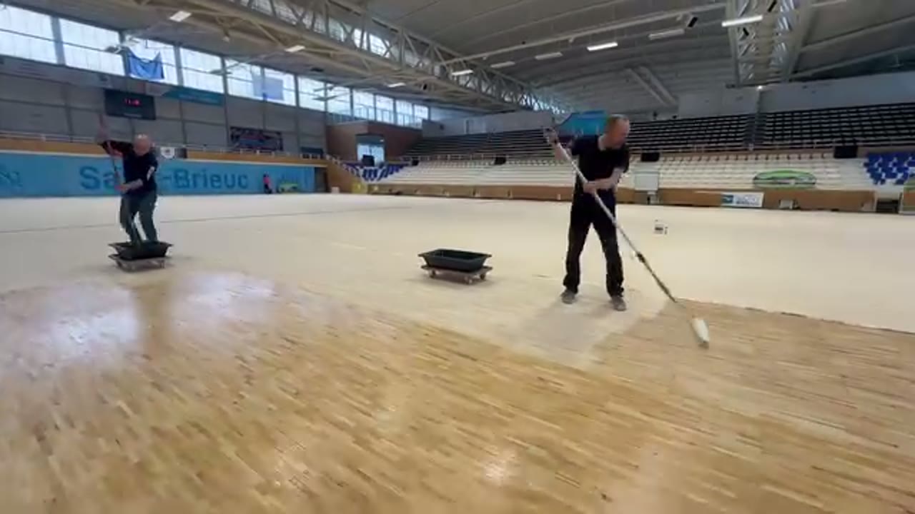 Miniature de la vidéo : Ponçage de parquet en cours