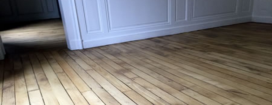 Parquet aspect brut